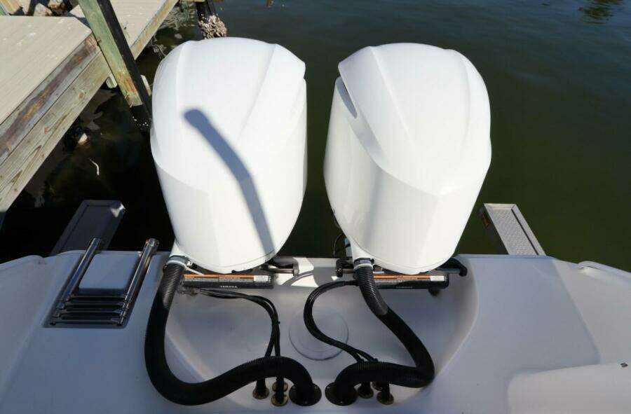 26ft Edgewater Yacht For Sale