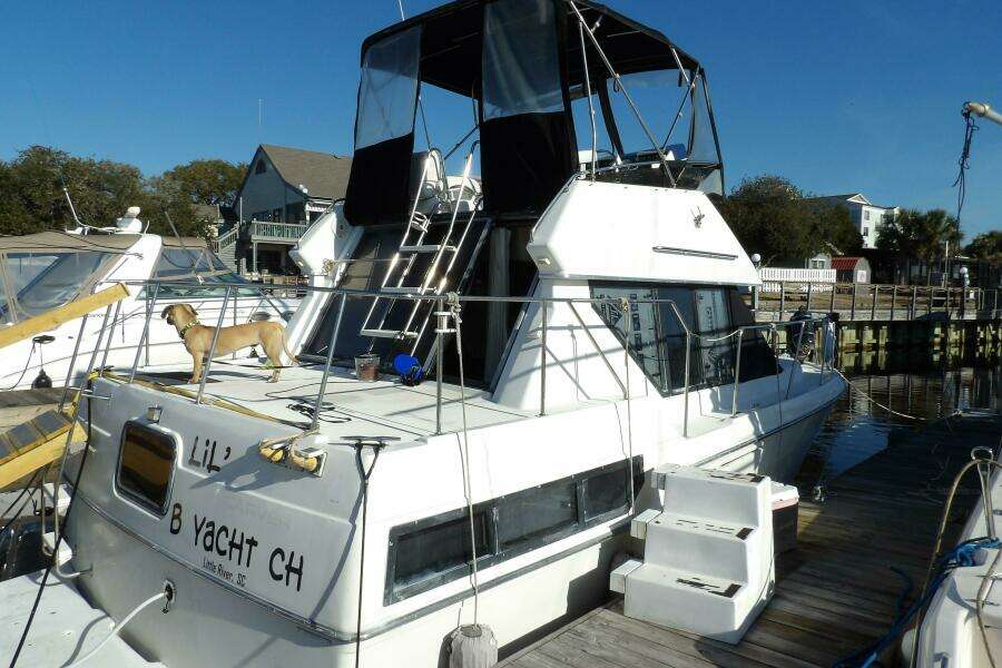 28ft Carver Yacht For Sale
