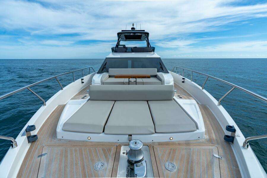 72ft Ferretti Yachts Yacht For Sale