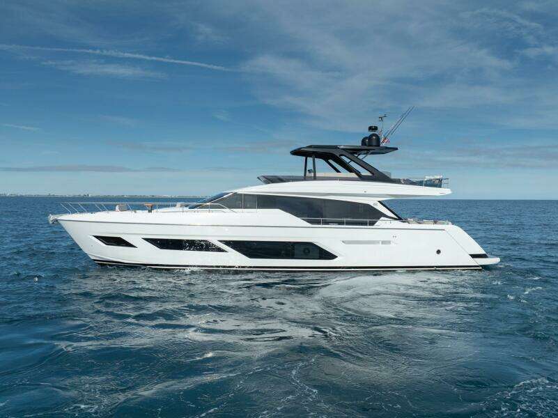 72ft Ferretti Yachts Yacht For Sale