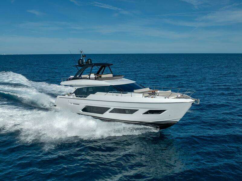 72ft Ferretti Yachts Yacht For Sale