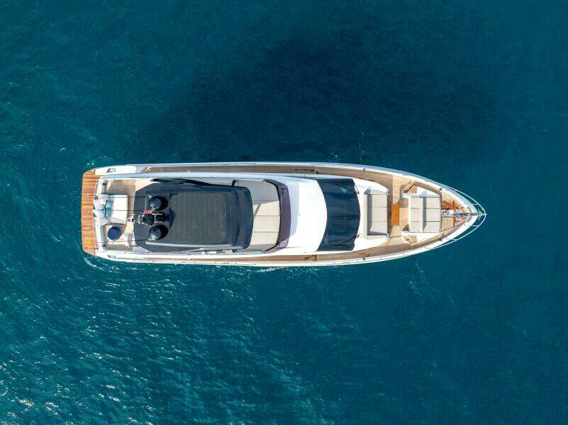 72ft Ferretti Yachts Yacht For Sale