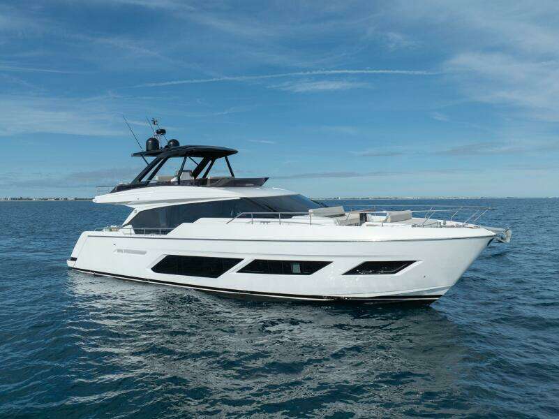 72ft Ferretti Yachts Yacht For Sale