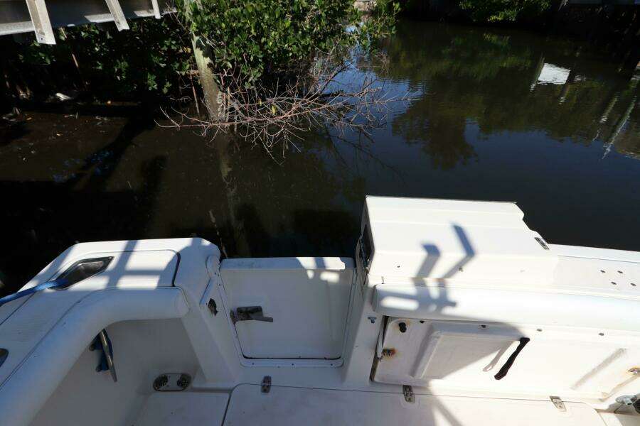 30ft Pursuit Yacht For Sale