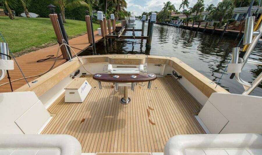 58ft Buddy Davis Yacht For Sale