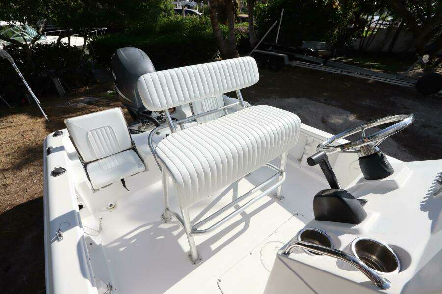 21ft Sea Hunt Yacht For Sale