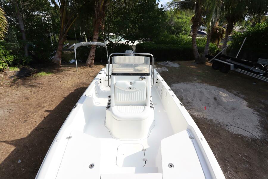 21' 2010 Sea Hunt XP 21