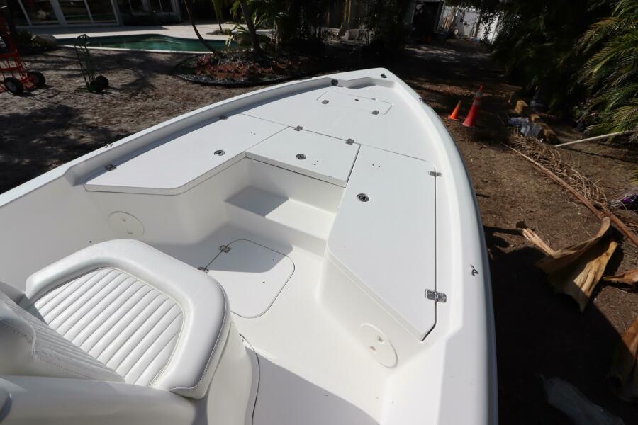 21' 2010 Sea Hunt XP 21