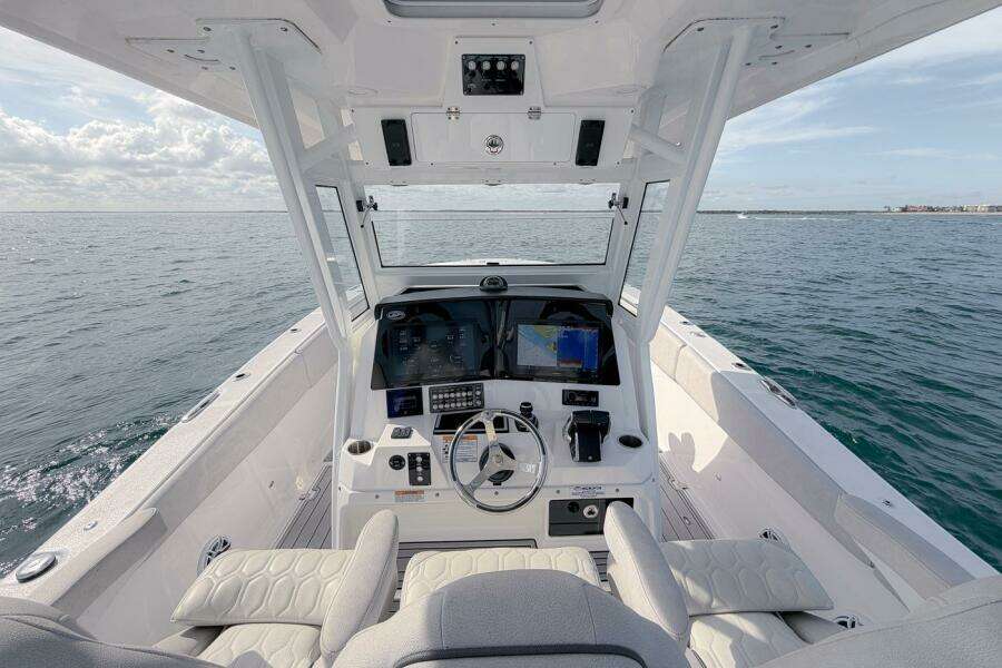 32ft Sea Fox Yacht For Sale