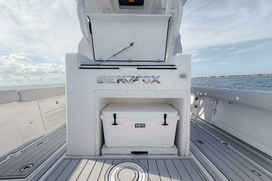 32ft Sea Fox Yacht For Sale