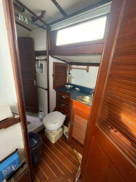 Phantom 44ft Reliance Yacht For Sale