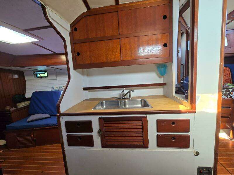 Phantom 44ft Reliance Yacht For Sale