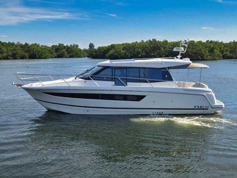 36' 2018 Jeanneau NC 11