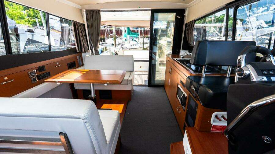 AMI KIDS 36ft Jeanneau Yacht For Sale