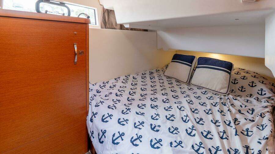 AMI KIDS 36ft Jeanneau Yacht For Sale