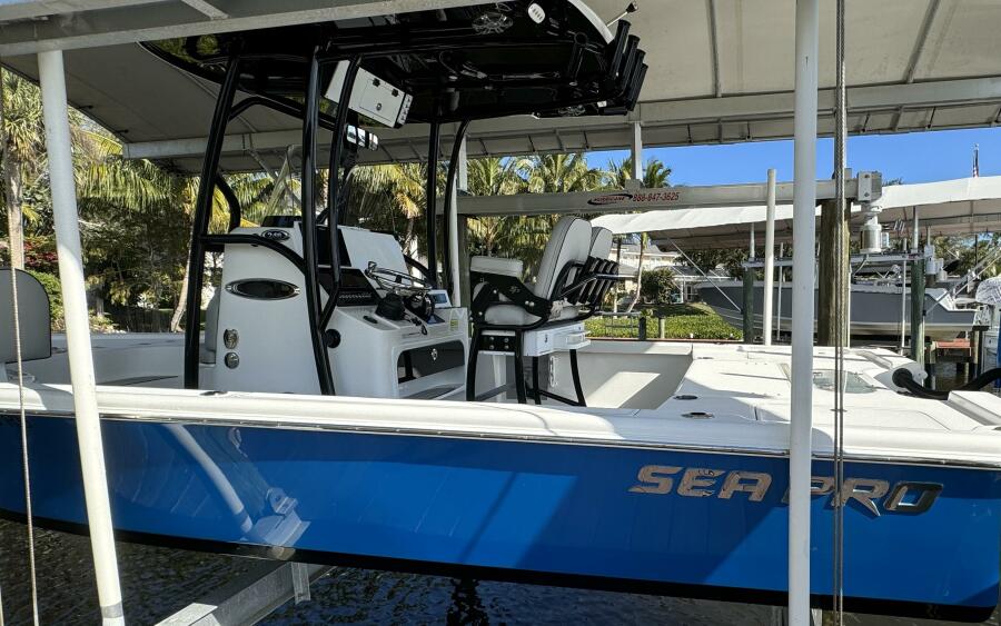 24' 2019 Sea Pro 