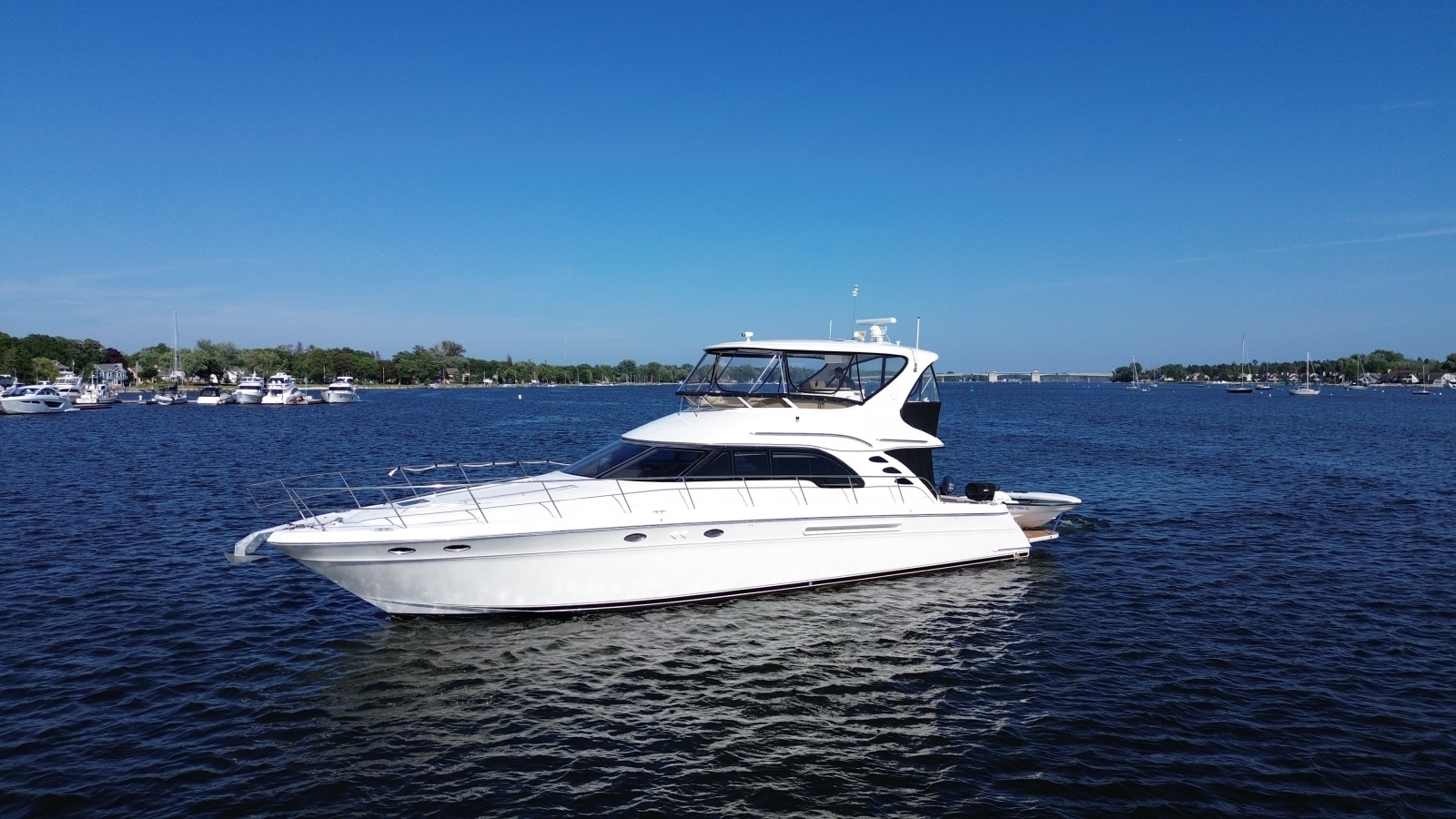 1999 Sea Ray 560 Sedan Bridge