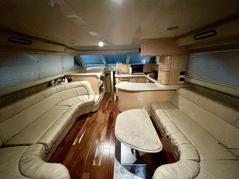56' 1999 Sea Ray 560 Sedan Bridge