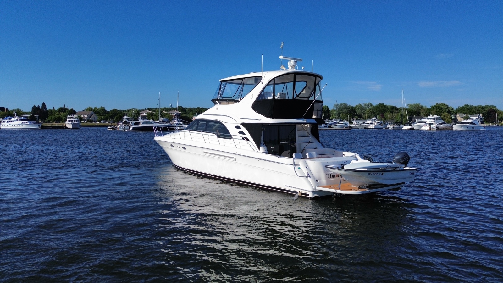 1999 Sea Ray 560 Sedan Bridge