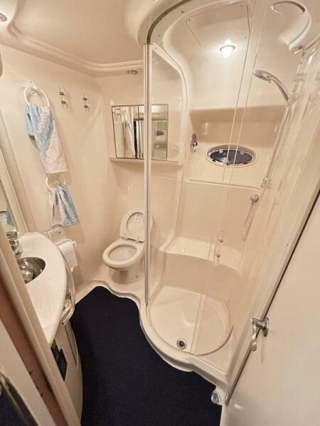 56' 1999 Sea Ray 560 Sedan Bridge