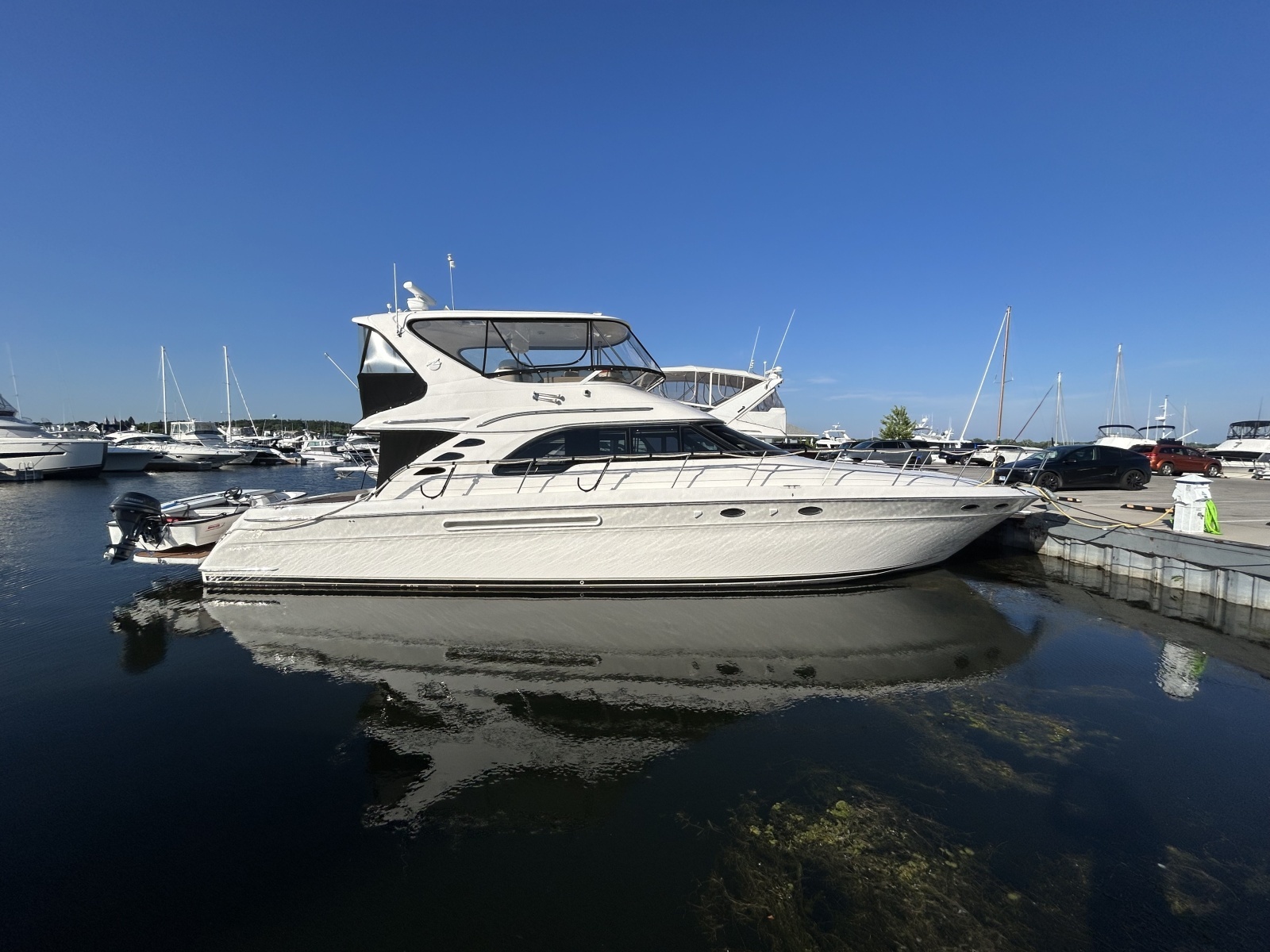 1999 Sea Ray 560 Sedan Bridge