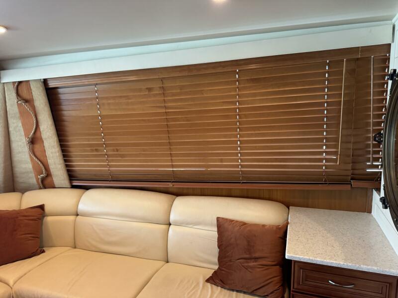 58' 1995 Viking 58 Convertible