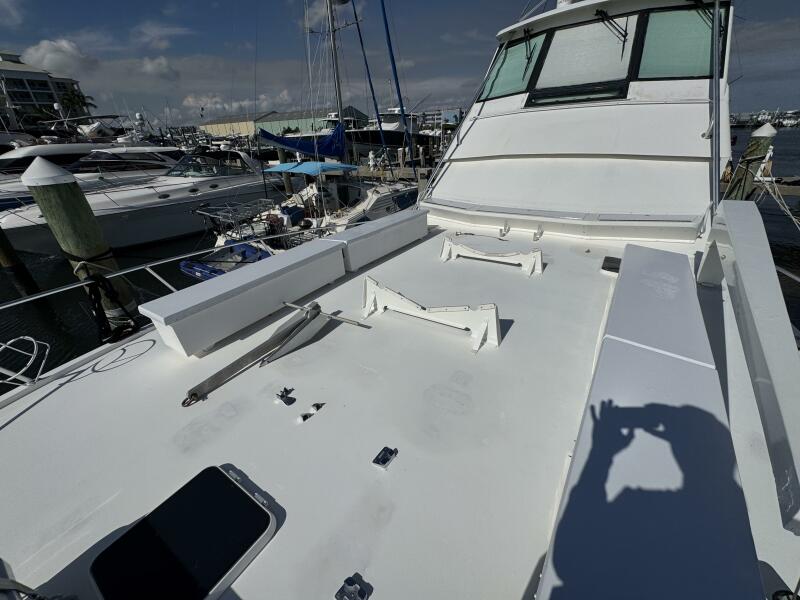 58' 1995 Viking 58 Convertible