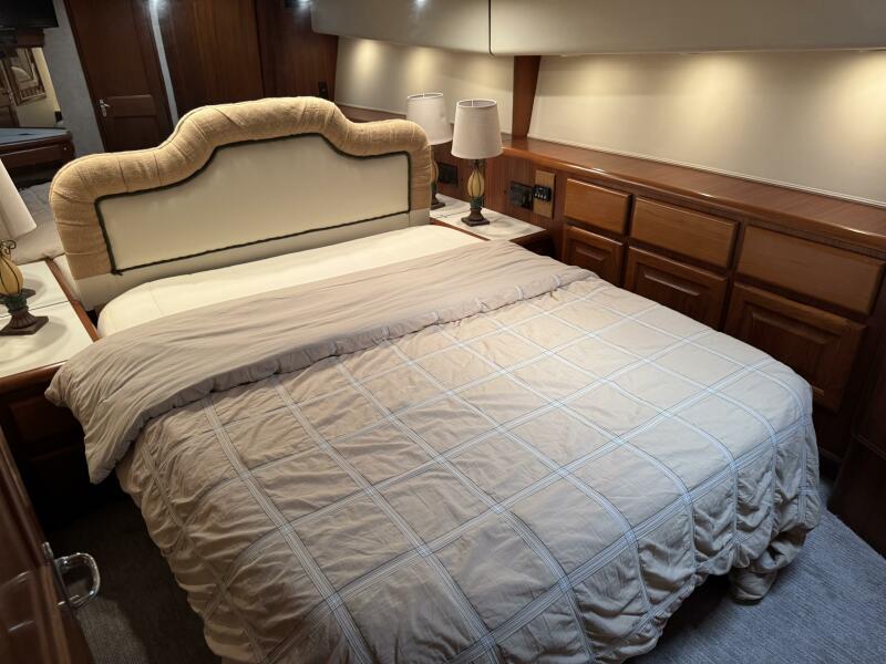 58' 1995 Viking 58 Convertible