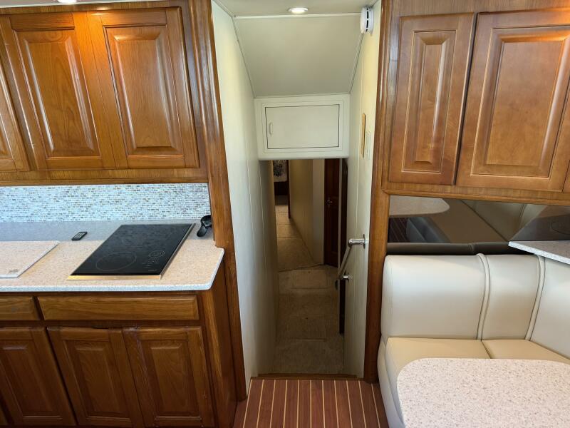 58' 1995 Viking 58 Convertible