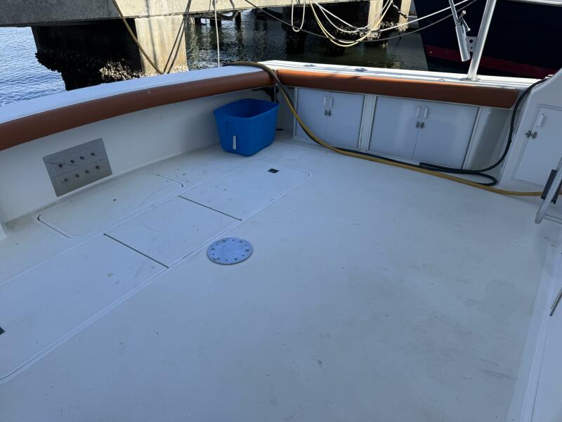 58' 1995 Viking 58 Convertible
