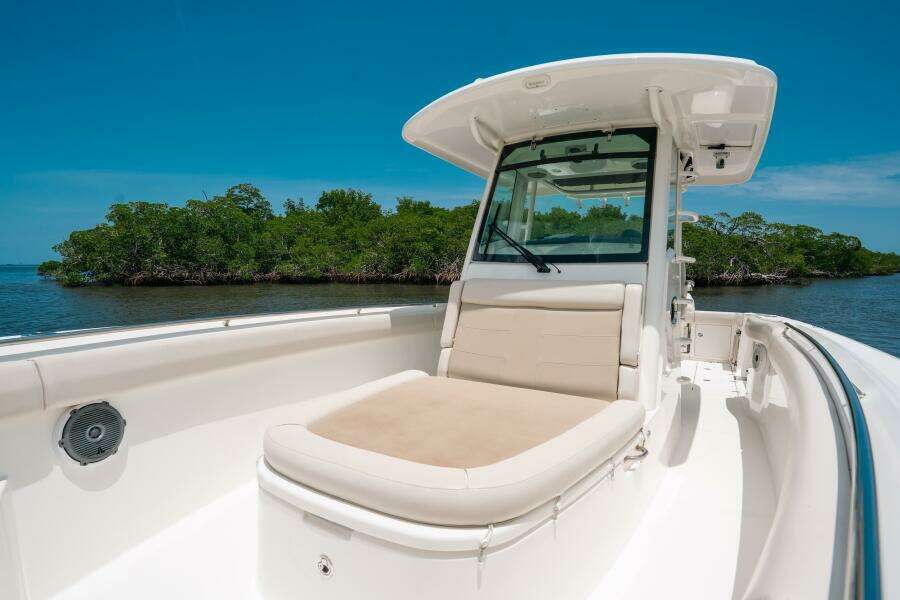 33ft Center Console Yacht For Sale