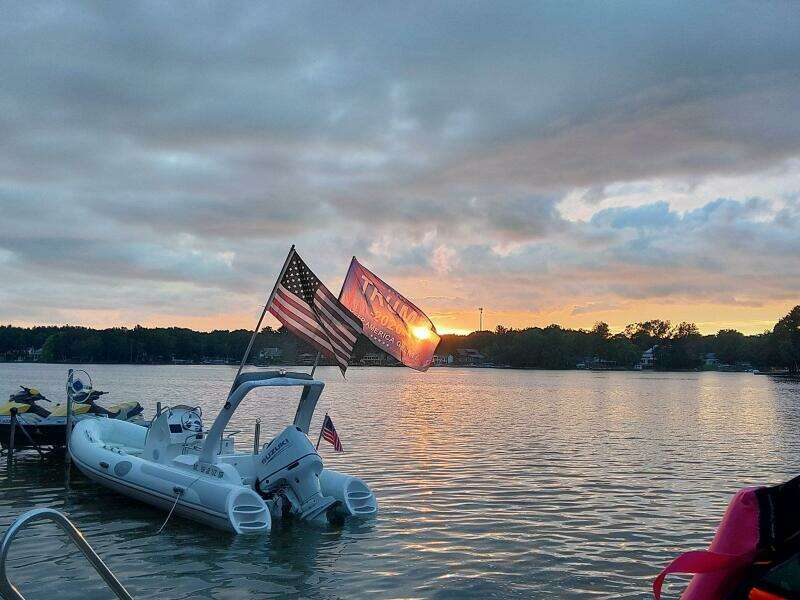 19ft Paradise Powerboats Yacht For Sale