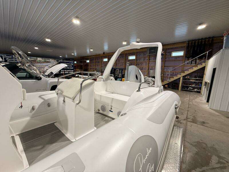 19ft Paradise Powerboats Yacht For Sale
