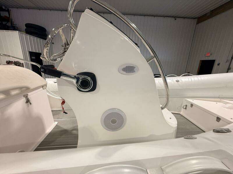 19ft Paradise Powerboats Yacht For Sale