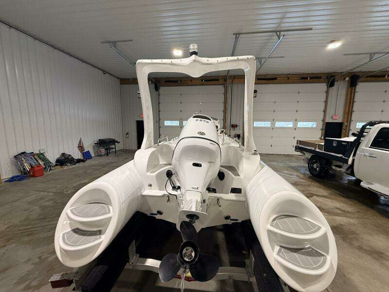 19ft Paradise Powerboats Yacht For Sale