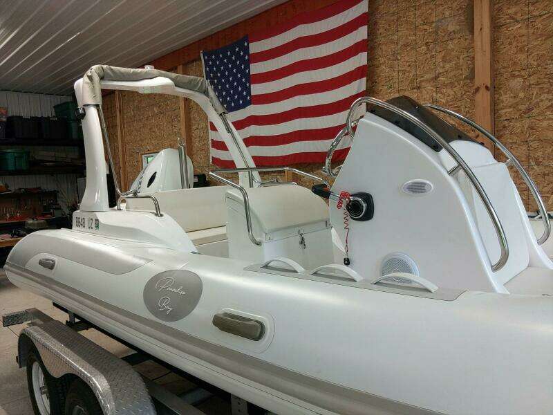 19ft Paradise Powerboats Yacht For Sale