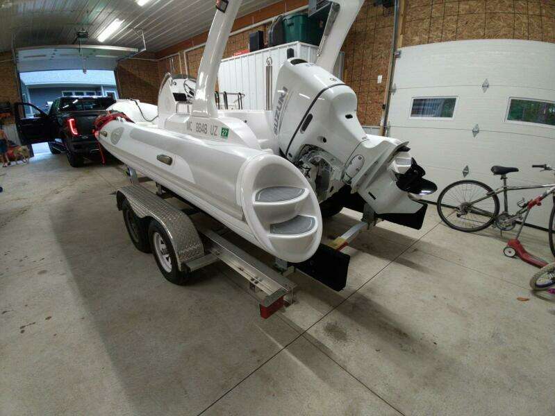 19ft Paradise Powerboats Yacht For Sale