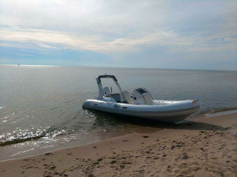19ft Paradise Powerboats Yacht For Sale
