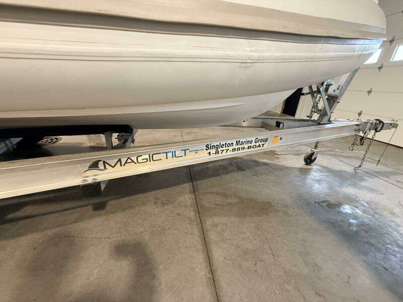 19ft Paradise Powerboats Yacht For Sale