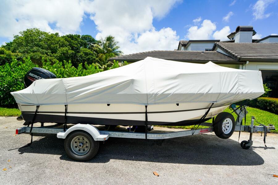 17' 2016 Boston Whaler 170 Montauk