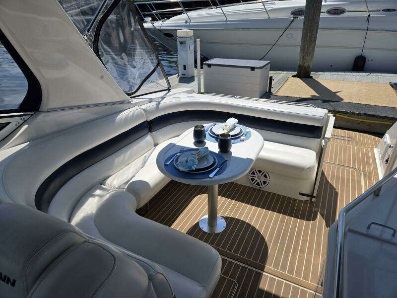 38ft Fountain Yacht For Sale