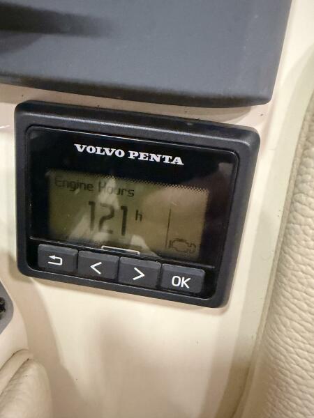 28' 2020 Chris-Craft 