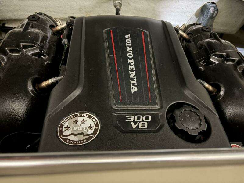 28ft Chris Craft Yacht For Sale