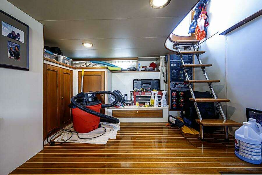 BEN S BARGE 66ft Marlow Yacht For Sale