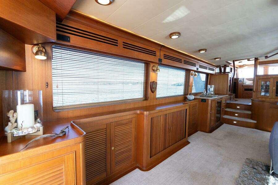 Marlow 72 GRIFFIN - Salon