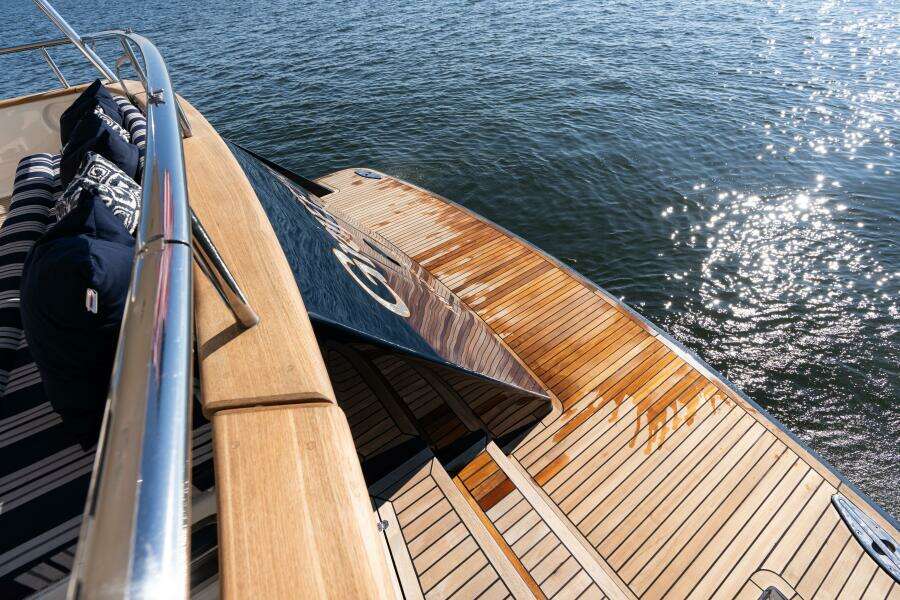 Marlow 72 GRIFFIN - Exterior