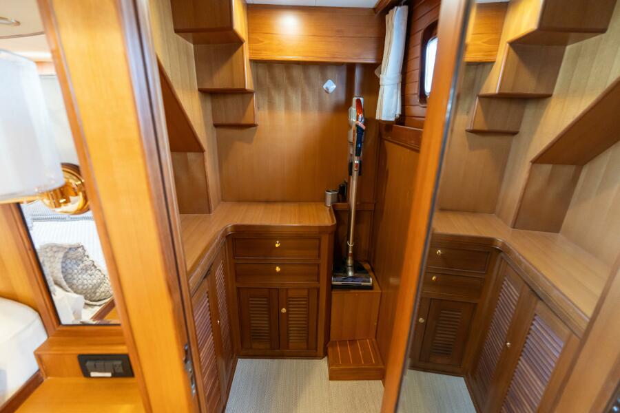 72' 2007 Marlow 72 E-CB
