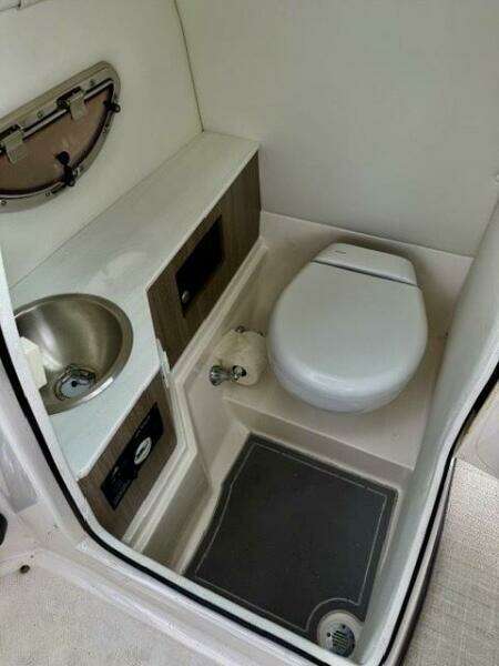 26ft Regal Yacht For Sale