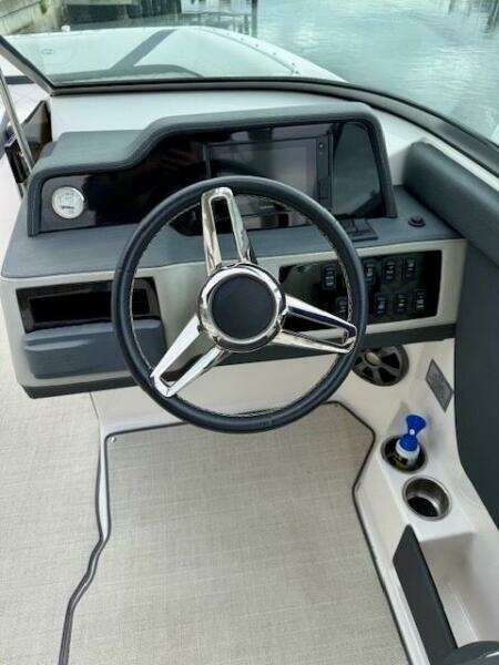 26ft Regal Yacht For Sale