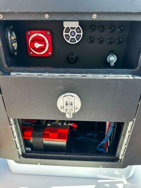 18ft East Cape Yacht For Sale